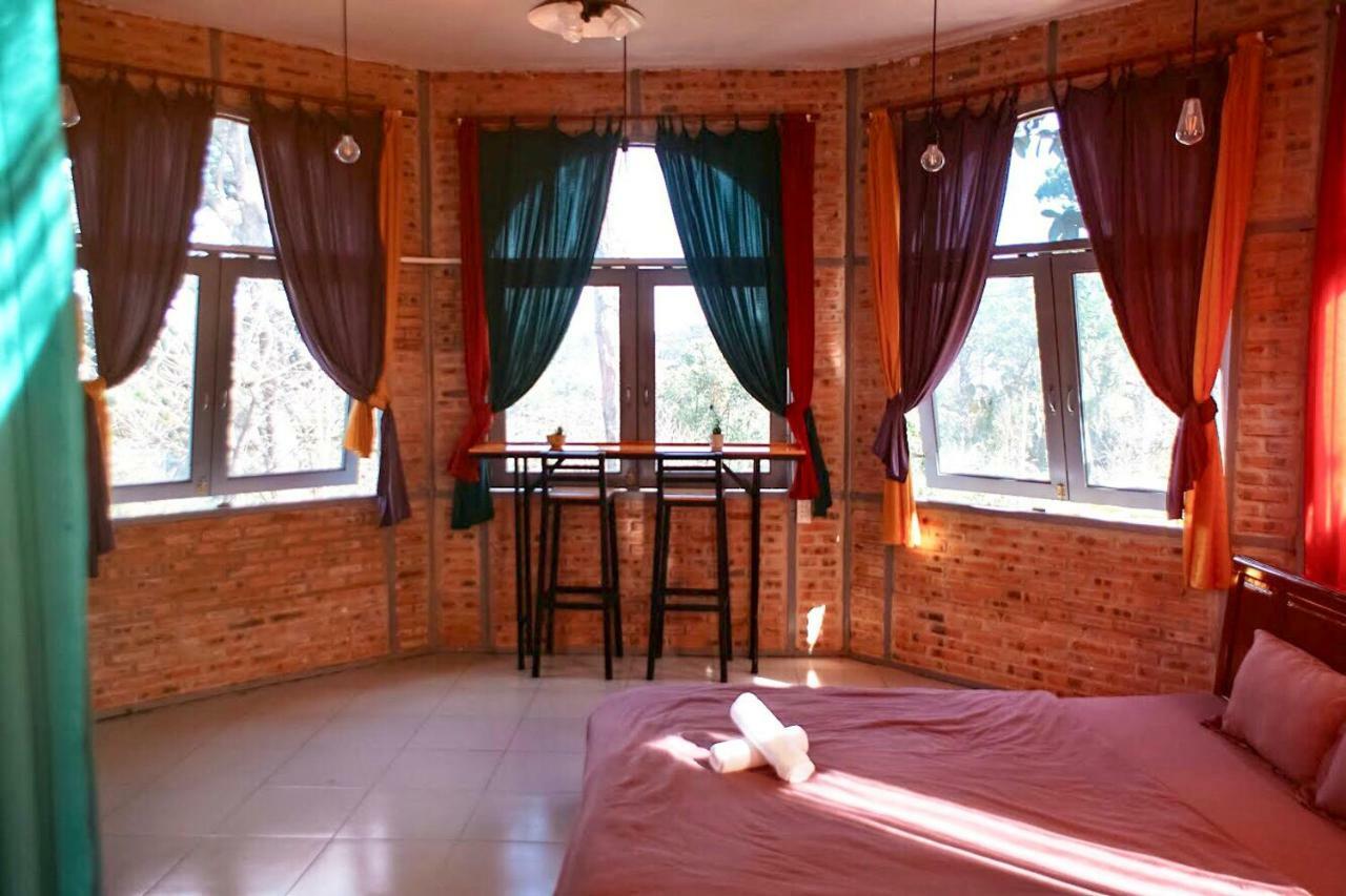 Maple Hostel ダラット エクステリア 写真